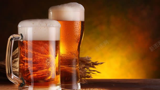 杯装啤酒宽屏背景jpg设计背景_新图网 https://ixintu.com 啤酒 背景