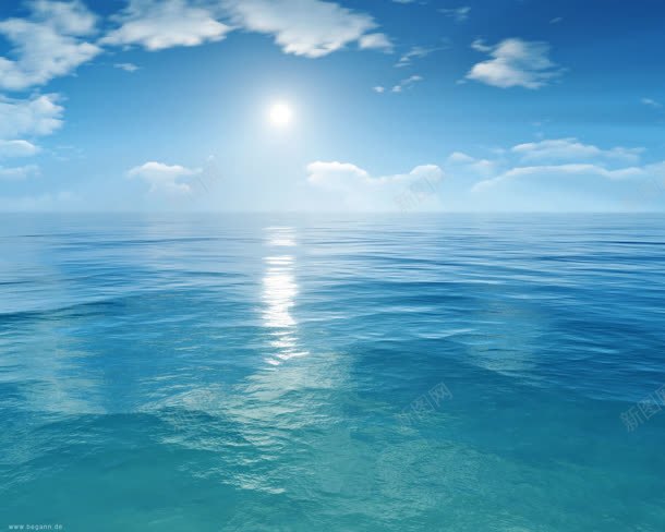 蓝天白云阳光海平面jpg设计背景_新图网 https://ixintu.com 海平面 白云 艳阳天 蓝天 阳光