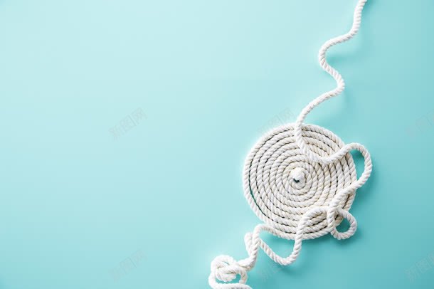 旋转白色绳子蓝色背景jpg设计背景_新图网 https://ixintu.com 旋转 白色 绳子 背景 蓝色