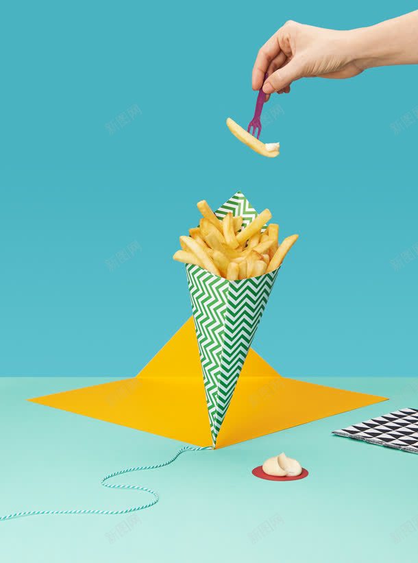 薯条手臂海报背景jpg设计背景_新图网 https://ixintu.com 手臂 海报 背景 薯条