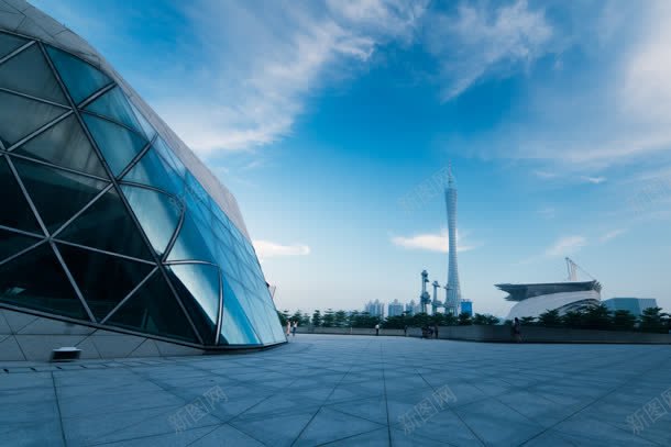 蓝天白云办公楼建筑jpg设计背景_新图网 https://ixintu.com 办公楼 建筑 白云 蓝天