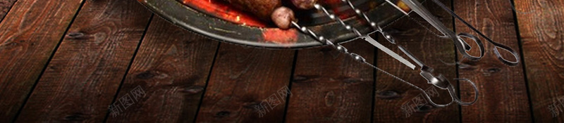 烧烤简约美食海报psd设计背景_新图网 https://ixintu.com 木板 烟 烤肉 烧烤 美味 舌尖上的美食 餐饮海报 黑色背景