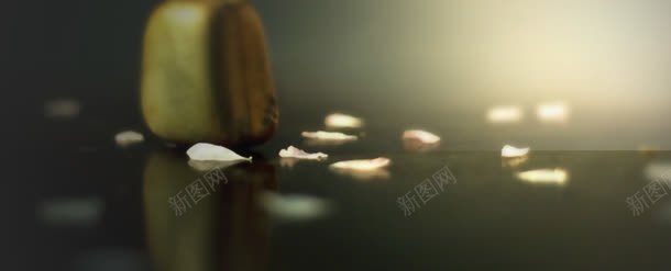 中国风玉器石头花瓣背景bannerjpg设计背景_新图网 https://ixintu.com banner 中国风 玉器 石头 背景 花瓣
