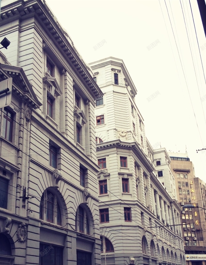 欧美建筑H5背景jpg设计背景_新图网 https://ixintu.com H5 h5 商务 建筑 彩色 房子 景点 欧美 科幻 科技 风景