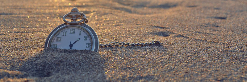 钟表时间沙滩背景背景