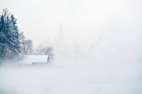冬日霜冻寒冷薄雾背景