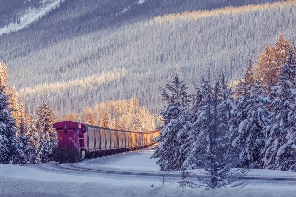 雪地深林火车海报背景jpg设计背景_新图网 https://ixintu.com 海报 火车 背景 雪地