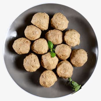 一盘子牛肉丸png免抠素材_新图网 https://ixintu.com 产品实物 汕头 潮汕 火锅料 牛丸 牛筋丸 牛肉丸 美味 美食 食物