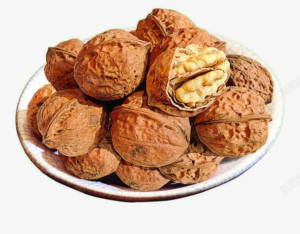 食物坚果核桃png免抠素材_新图网 https://ixintu.com 卡通 坚果 手绘坚果 摄影 核桃 炒货 炒货素材 盘子 零食