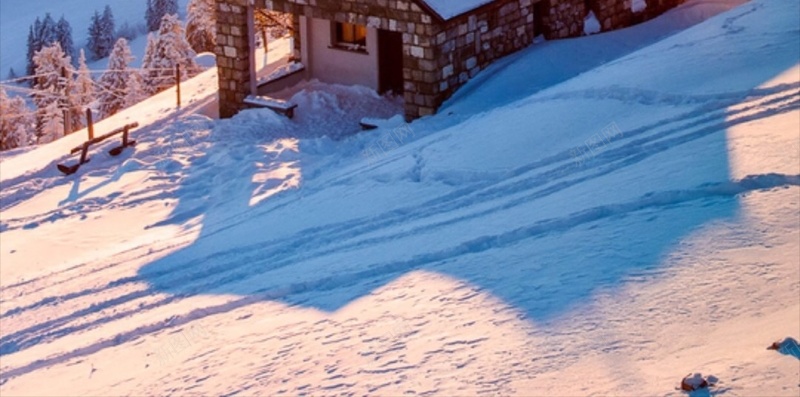 阳光山峰雪景H5背景jpg_新图网 https://ixintu.com H5 h5 天空 建筑 彩色 摄影 阳光 雪山 风景