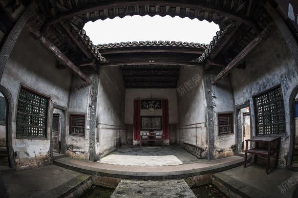 客家围龙屋天井png免抠素材_新图网 https://ixintu.com 中国文化 围龙屋 客家围屋 客家建筑 旅游 物质遗产
