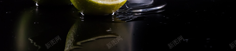 水果鸡尾酒海报背景jpg设计背景_新图网 https://ixintu.com 冰块 冰爽 图片素材 果汁饮料 柠檬 水果鸡尾酒 草莓 酒水饮料 餐饮美食 鸡尾酒