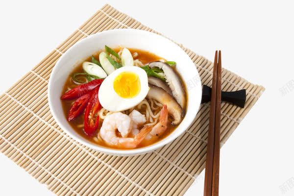咸蛋虾仁香菇面png免抠素材_新图网 https://ixintu.com 咸鸭蛋 竹简垫 美食大餐 虾仁 香菇