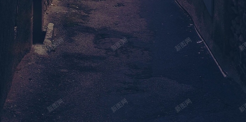 文艺巷子H5背景jpg_新图网 https://ixintu.com H5 h5 巷子 彩色 房子 摄影 文艺 景点 风景