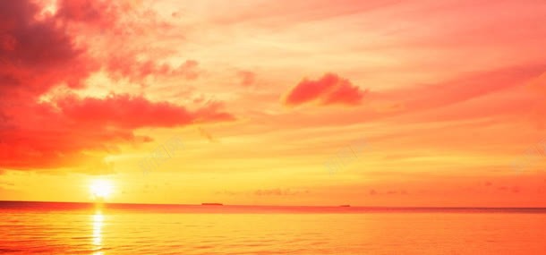 夕阳天空大海背景jpg设计背景_新图网 https://ixintu.com 夕阳 大海 天空 自然风光