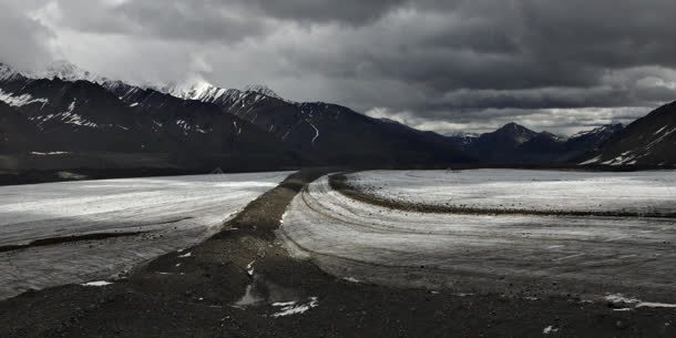 乌云下雪后小路山峰jpg设计背景_新图网 https://ixintu.com 乌云 小路 山峰 雪后