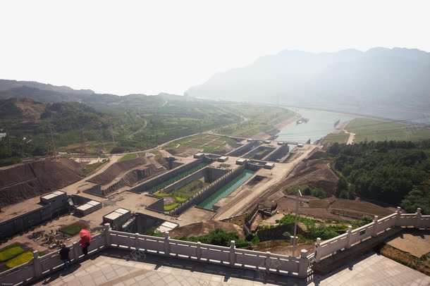 长江三峡大坝风png免抠素材_新图网 https://ixintu.com 三峡 三峡大坝 全貌 大坝 旅游摄影 自然风景 长江 风光