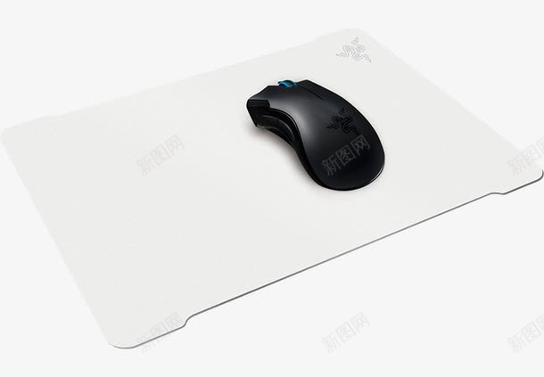 实物雷蛇鼠标加雷蛇白色鼠标垫免png免抠素材_新图网 https://ixintu.com 产品实物 实物雷蛇鼠标加雷蛇白色鼠标垫免抠免费下载 游戏外设 游戏鼠标 电脑配件 雷蛇鼠标 高端鼠标 黑色 鼠标样式