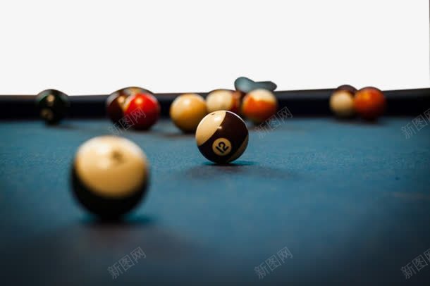 滚动桌球png免抠素材_新图网 https://ixintu.com 台球 桌球 游乐场 球类运动