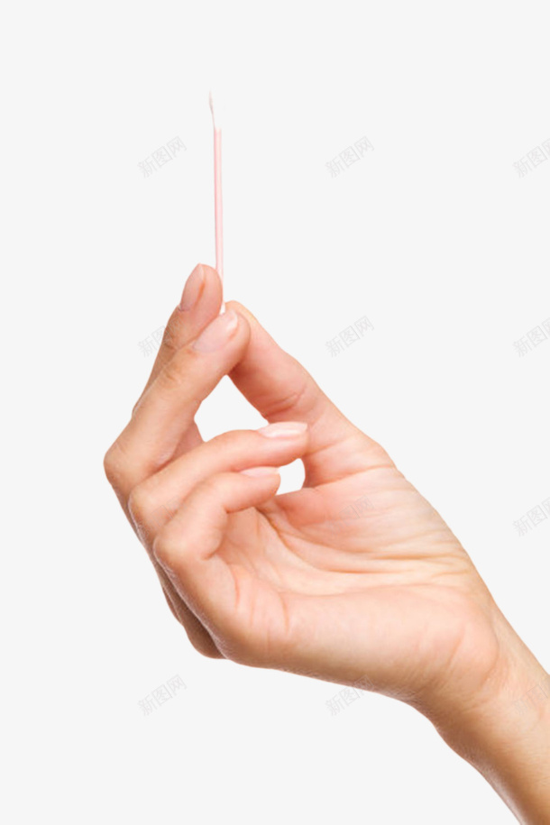手拿着粉红色棒子的棉签清洁用品png免抠素材_新图网 https://ixintu.com 产品 卫生 干净 手拿 手拿着粉红色棒子的棉签清洁用品实物免费下载 手臂 拭擦 拿着 棉签 棉花 消费 清洁 清洁物品 用品