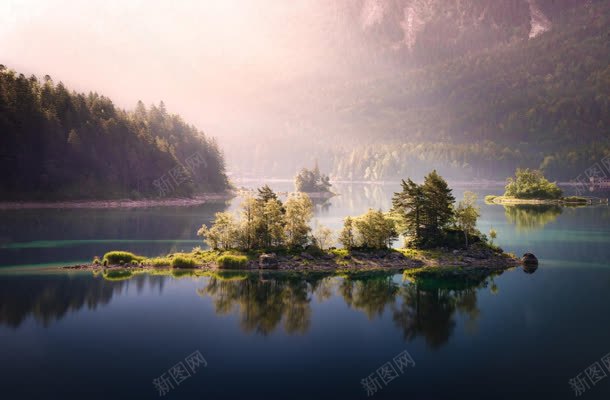 太阳光湖面山林草本植物jpg设计背景_新图网 https://ixintu.com 太阳光 山林 湖面 草本植物