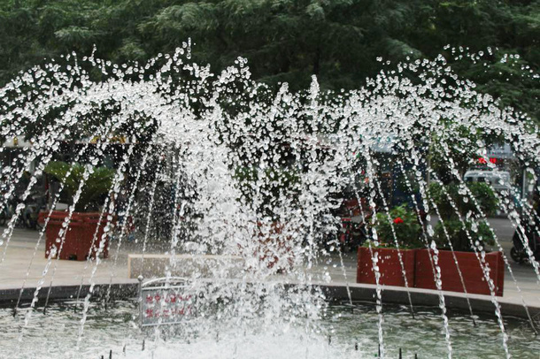 喷泉水水花溅水花png_新图网 https://ixintu.com 喷池 喷泉 水 水波 水纹