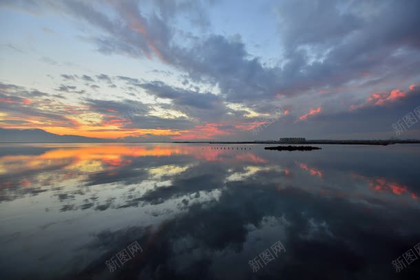 唯美湖泊海洋的黄昏jpg设计背景_新图网 https://ixintu.com 海洋 湖泊 黄昏