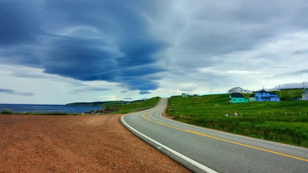 蓝色天空弯曲公路草地jpg设计背景_新图网 https://ixintu.com 公路 天空 弯曲 草地 蓝色