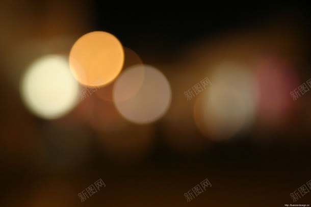 黑底黄色光点圆形海报背景jpg设计背景_新图网 https://ixintu.com 圆形 海报 背景 色光