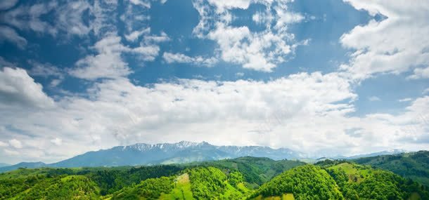 蓝天白云绿色山脉海报背景jpg设计背景_新图网 https://ixintu.com 动漫蓝天白云图片 山脉 海报 白云 绿色 背景 蓝天