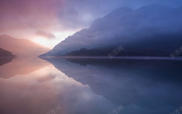 手绘唯美的墨水画高山河水jpg设计背景_新图网 https://ixintu.com 墨水 河水 高山