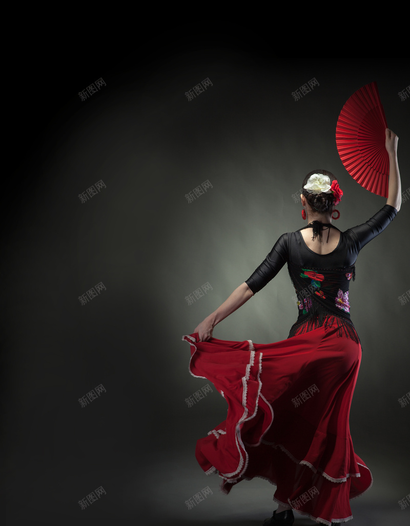 舞蹈黑色海报背景jpg设计背景_新图网 https://ixintu.com 古典 大气 女性 广告 海报 背影 背景素材 舞者 舞蹈 黑色