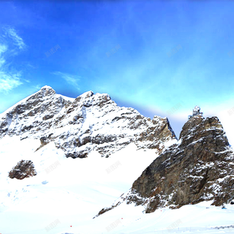 雪山风景羽绒服主图背景jpg设计背景_新图网 https://ixintu.com 下雪 主图 外套 大衣 服装 棉服 淘宝 滑雪用品 直通车 羽绒服 蓝天背景 衣服 雪地靴 雪山