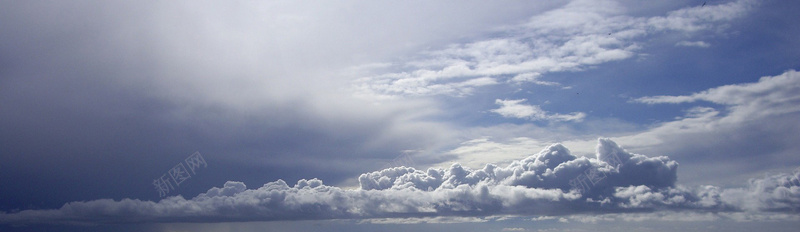 天空海报背景jpg设计背景_新图网 https://ixintu.com 天空 摄影 海报banner 阴天 风景