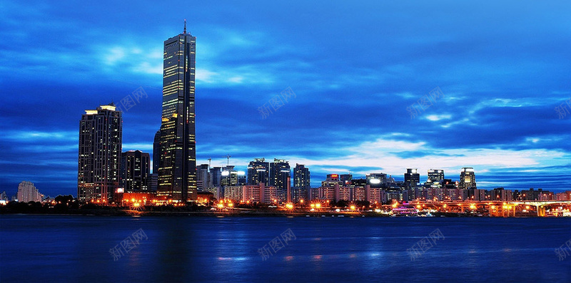 韩国首尔夜景风光psd_新图网 https://ixintu.com 城市夜景 城市风光 夜景 摄影 曼哈顿夜景 风景
