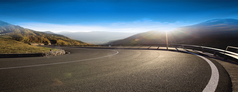 广阔的高速路背景jpg设计背景_新图网 https://ixintu.com 山脉 广阔 海报banner 背景 阳光 高速路