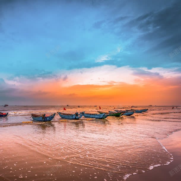 唯美夕阳下的海滩jpg设计背景_新图网 https://ixintu.com 夕阳 海滩
