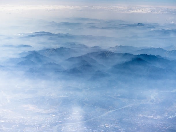 神秘云雾山峰壁纸jpg设计背景_新图网 https://ixintu.com 云雾 壁纸 山峰 神秘