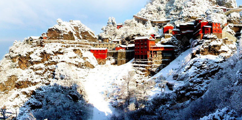 蓝色中国风唯美旅游PSD分层H5背景psd_新图网 https://ixintu.com H5 PSD分层 中国风 云 唯美 天空 太极 山 摄影 旅游 武当山 背景 蓝色 雪 风景