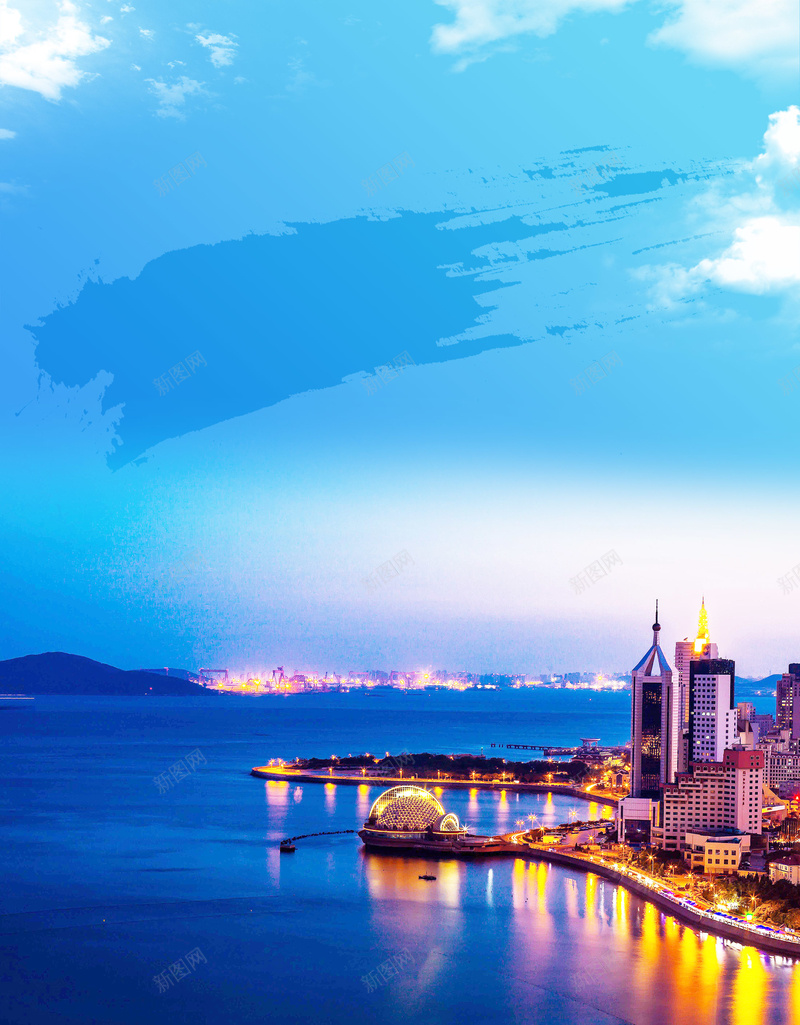 蓝天白云风景港湾海湾建筑城市背景psd设计背景_新图网 https://ixintu.com 城市 建筑 海湾 港湾 白云 素材 背景 蓝天 风景
