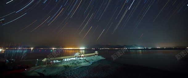 璀璨神奇的星轨背景jpg设计背景_新图网 https://ixintu.com 图片 璀璨 神奇 背景