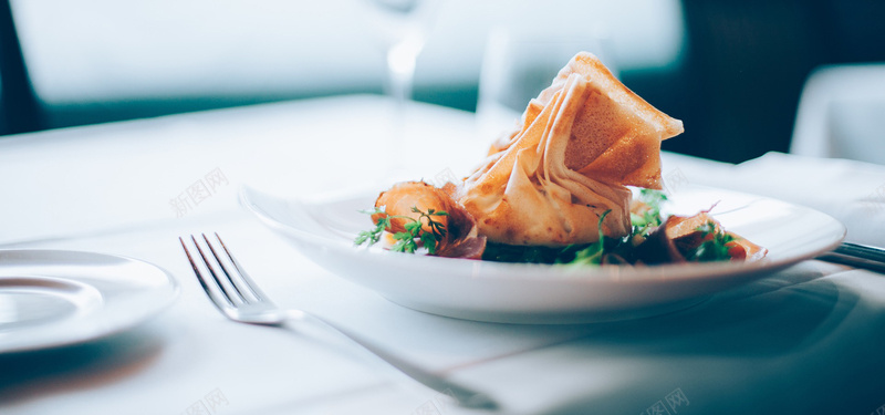 晚餐盘jpg设计背景_新图网 https://ixintu.com 晚餐 板 海报banner 盘食物 纹理 菜 质感 食品 餐 餐厅 餐饮
