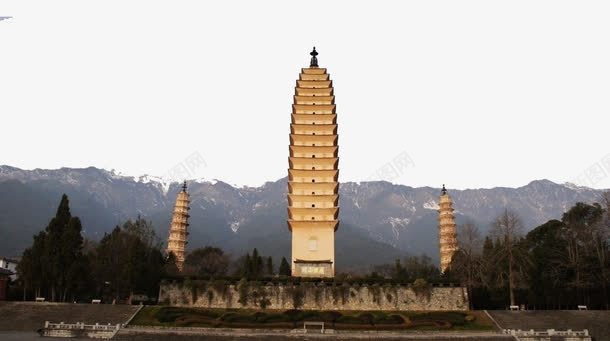 大理三塔美景摄影png免抠素材_新图网 https://ixintu.com 凉亭 国内旅游 大理 大理三塔 大理风景 摄影 旅游摄影 池水 绿树 绿水 美景 高塔