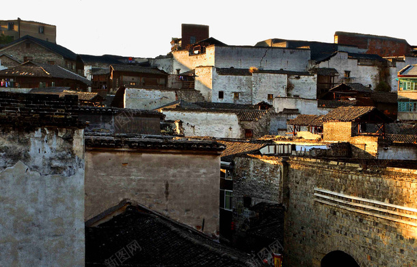 夕阳下的建筑png免抠素材_新图网 https://ixintu.com 僻静 历史遗留 古村落 建筑 残缺