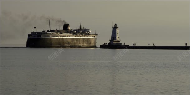 轮船气体彼岸海面jpg设计背景_新图网 https://ixintu.com 彼岸 气体 海面 轮船