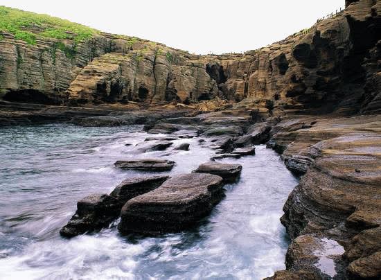 龙头海岸景区png免抠素材_新图网 https://ixintu.com 旅游景区 济州岛 著名景点 龙头海岸 龙头海岸景区