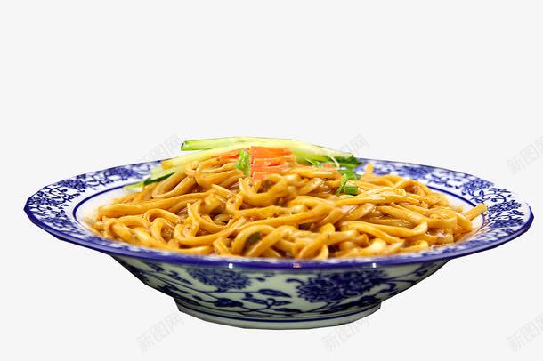 青花瓷碗装炸酱面png免抠素材_新图网 https://ixintu.com 北京 炸酱面 美食 老北京炸酱面 面条