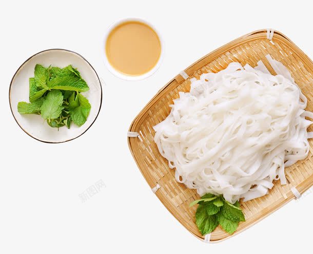 手擀宽面摆盘psd免抠素材_新图网 https://ixintu.com 面条白色食物摆盘绿叶