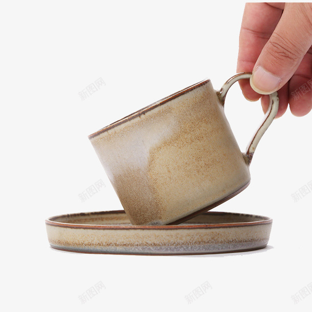 手拿着陶瓷茶杯png免抠素材_新图网 https://ixintu.com 产品实物图 手 杯座 茶杯 陶瓷
