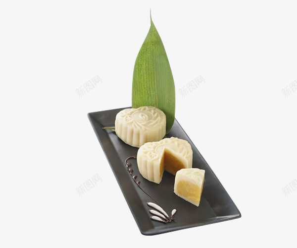 盘子里的美食脆皮月饼png免抠素材_新图网 https://ixintu.com 中秋节 传统美食 八月十五 月饼 盘子里的月饼 美食 食物